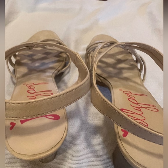 Ladies Tan Strappy heeled Sandals size 8.5 - Picture 10 of 16